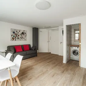 bright-and-cosy-flat-at-the-heart-of-in-a-trendy.fr-paris.fr/